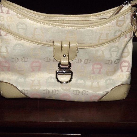 Small shoulder bag - Picture 1 of 4